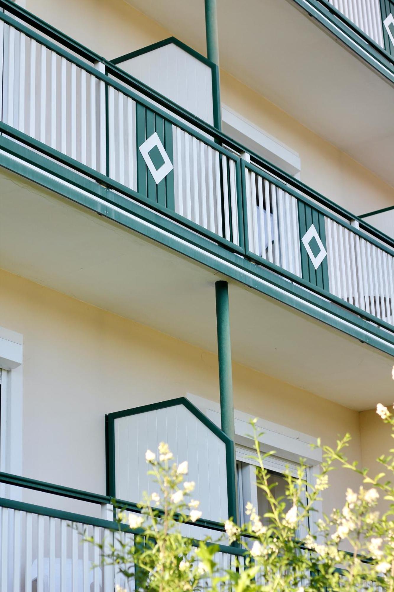 Self-Check In Apartmenthotel Seeglueck Pörtschach am Wörthersee Exteriér fotografie