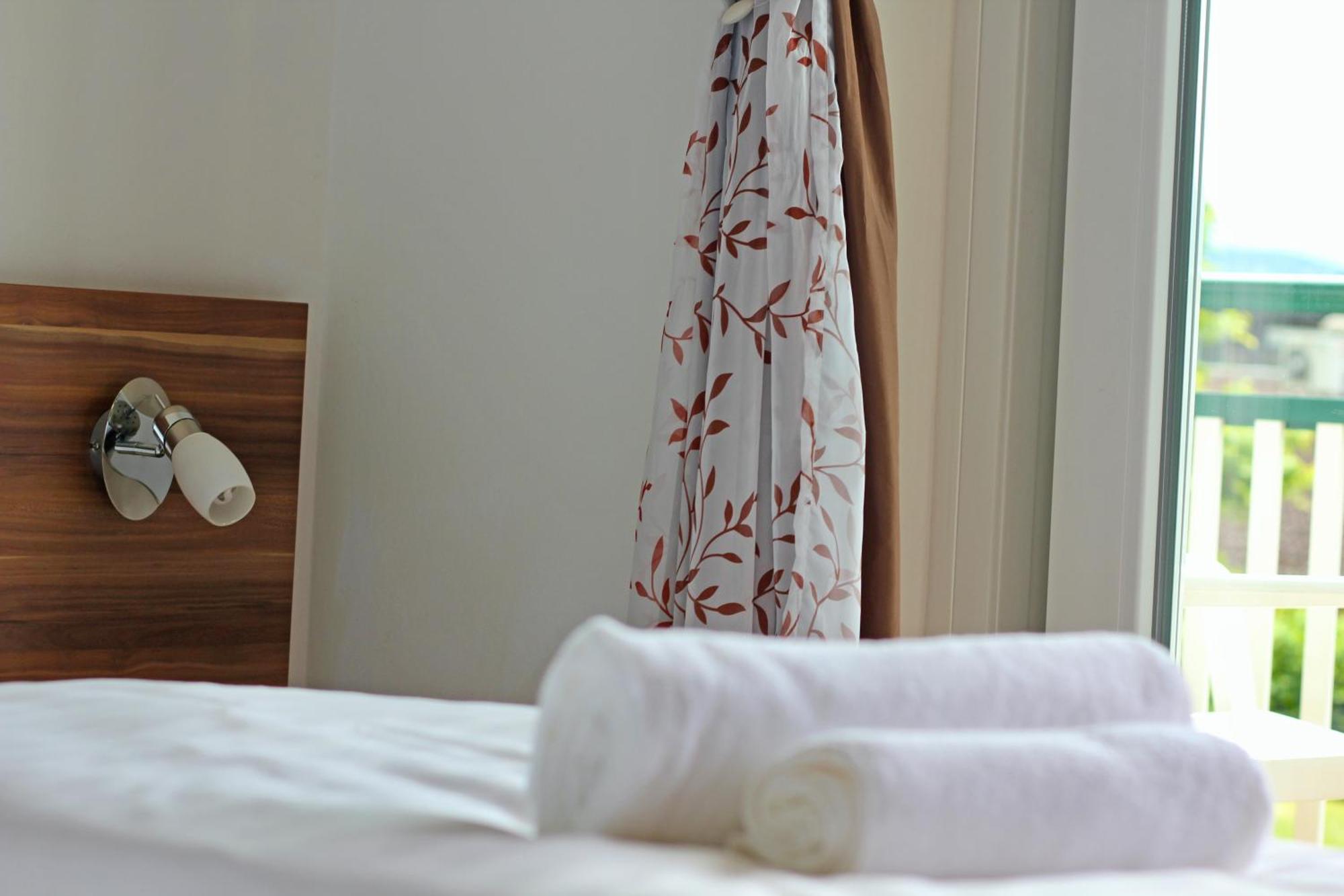 Self-Check In Apartmenthotel Seeglueck Pörtschach am Wörthersee Exteriér fotografie